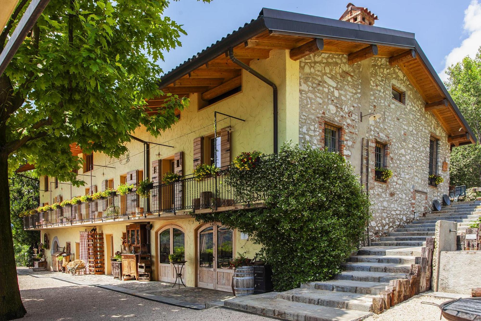 Agriturismo Ca' Fenile Alzano Lombardo Zewnętrze zdjęcie